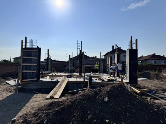 Груб строеж и полагане на армировка Пловдив