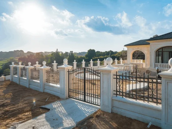 Изграждане на ограда с метални пана